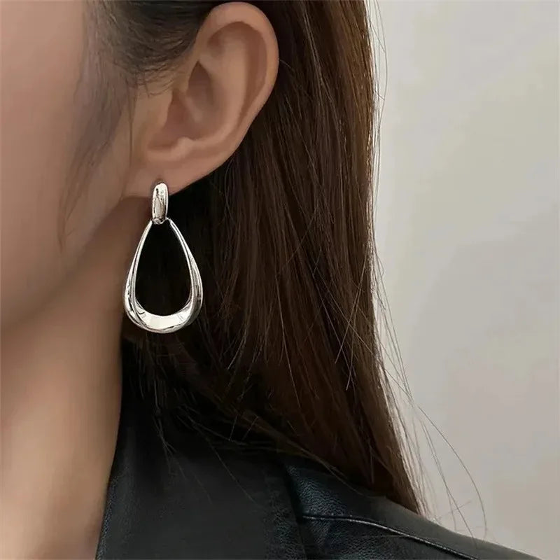 Sculptural Teardrop Earrings 3.9