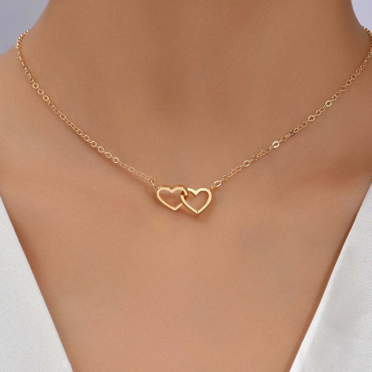 Eternal Love Interlocking Heart Necklace 2.3