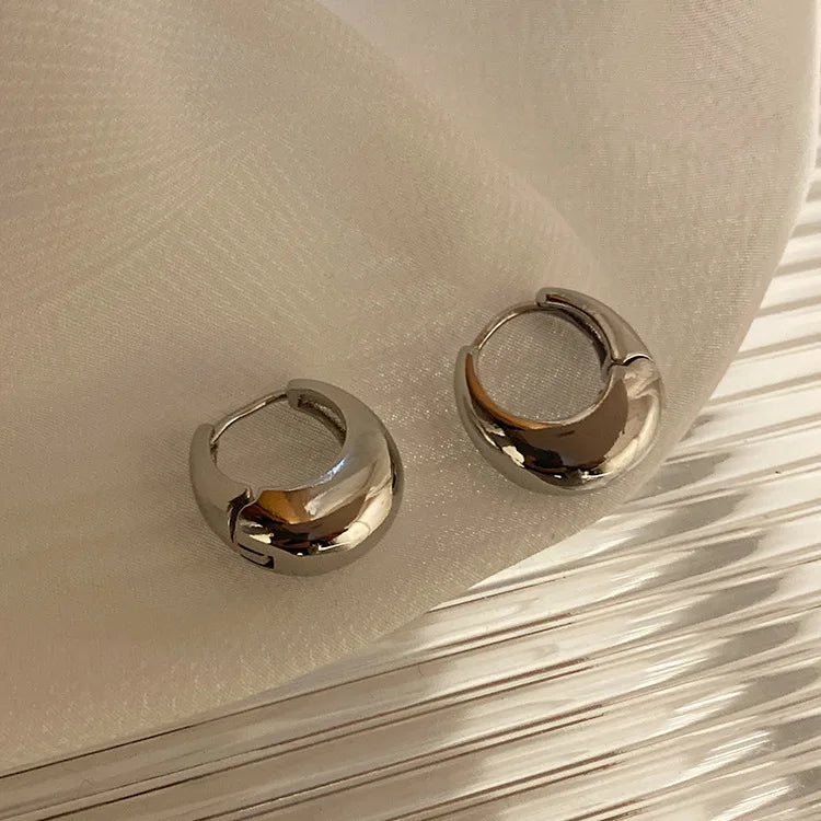 Sculptural Teardrop Earrings 3.9