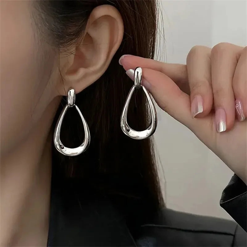 Sculptural Teardrop Earrings 3.9